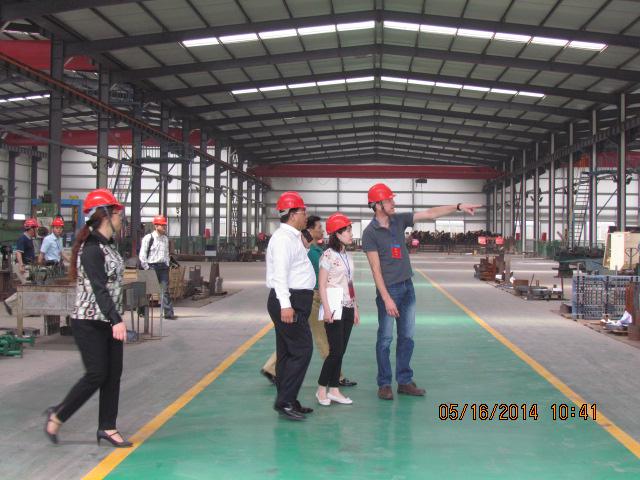 ���³���������ͬ���˲ι۳���