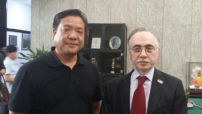 �������³��Ͱ�פ����ʹ���յ�•�����º�Ӱ