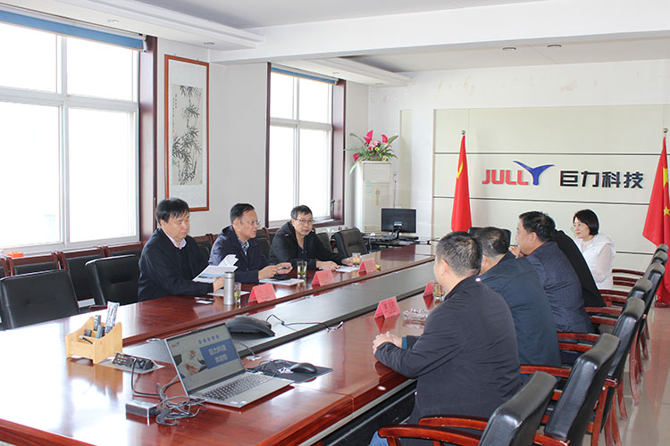 ��Ŀǰ�ڹ����㱨��